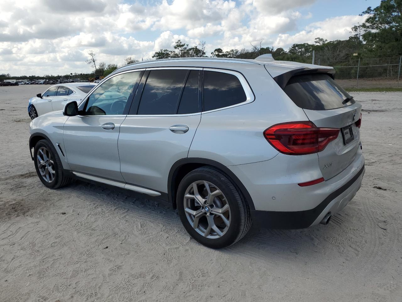 2020 BMW X3 - Image 2