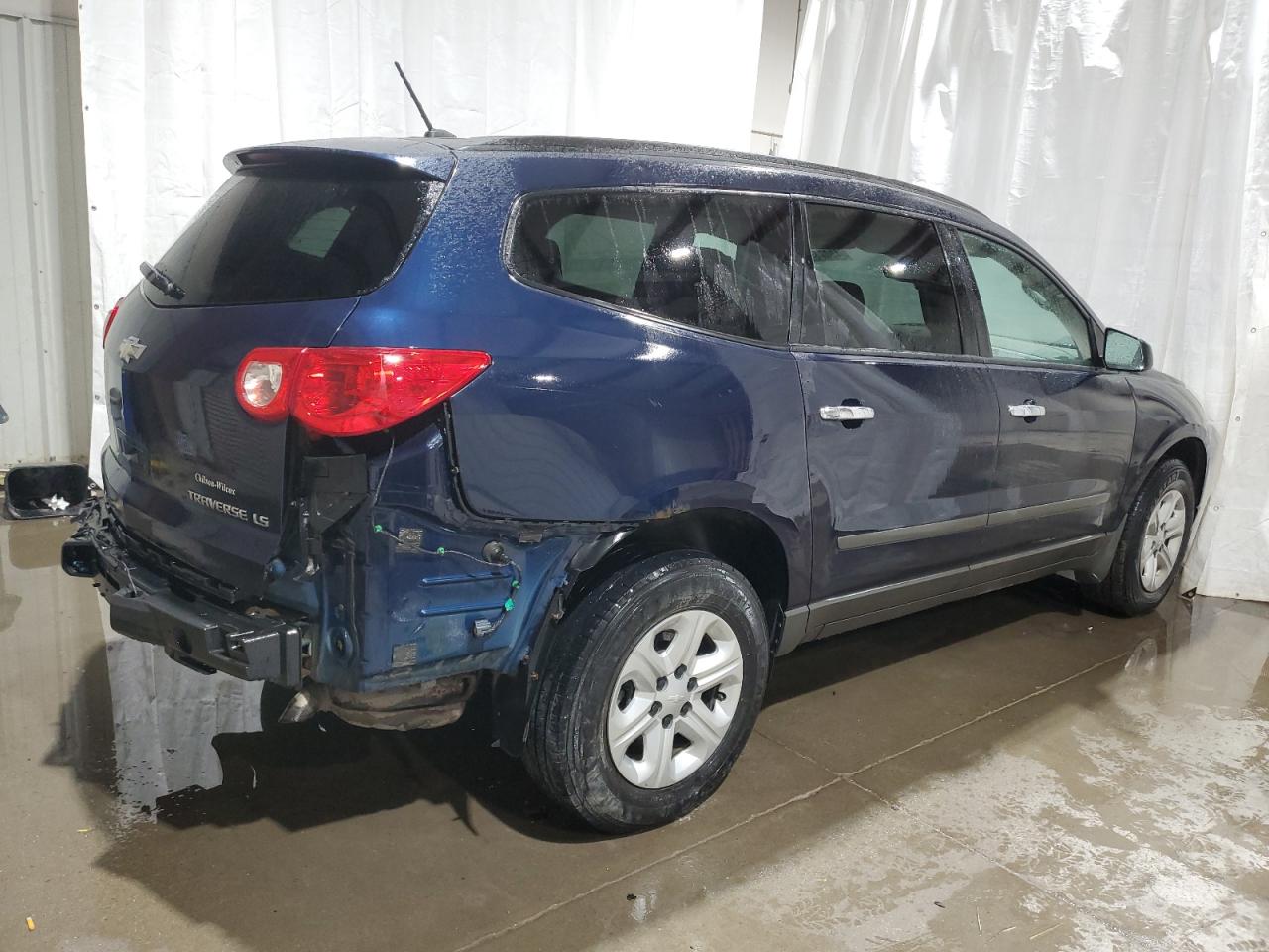2012 Chevrolet Traverse - Image 3