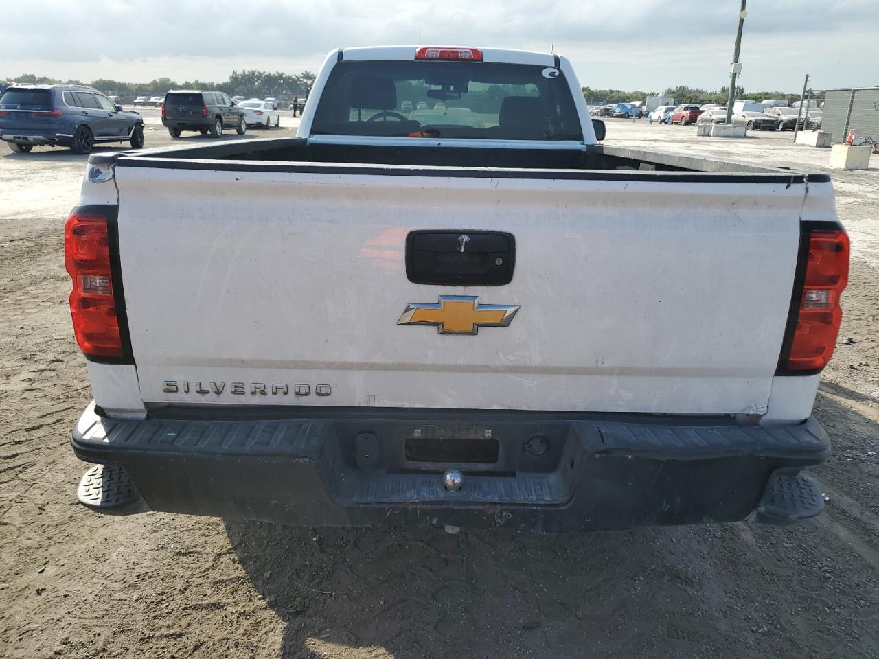 2015 Chevrolet Silverado - Image 6