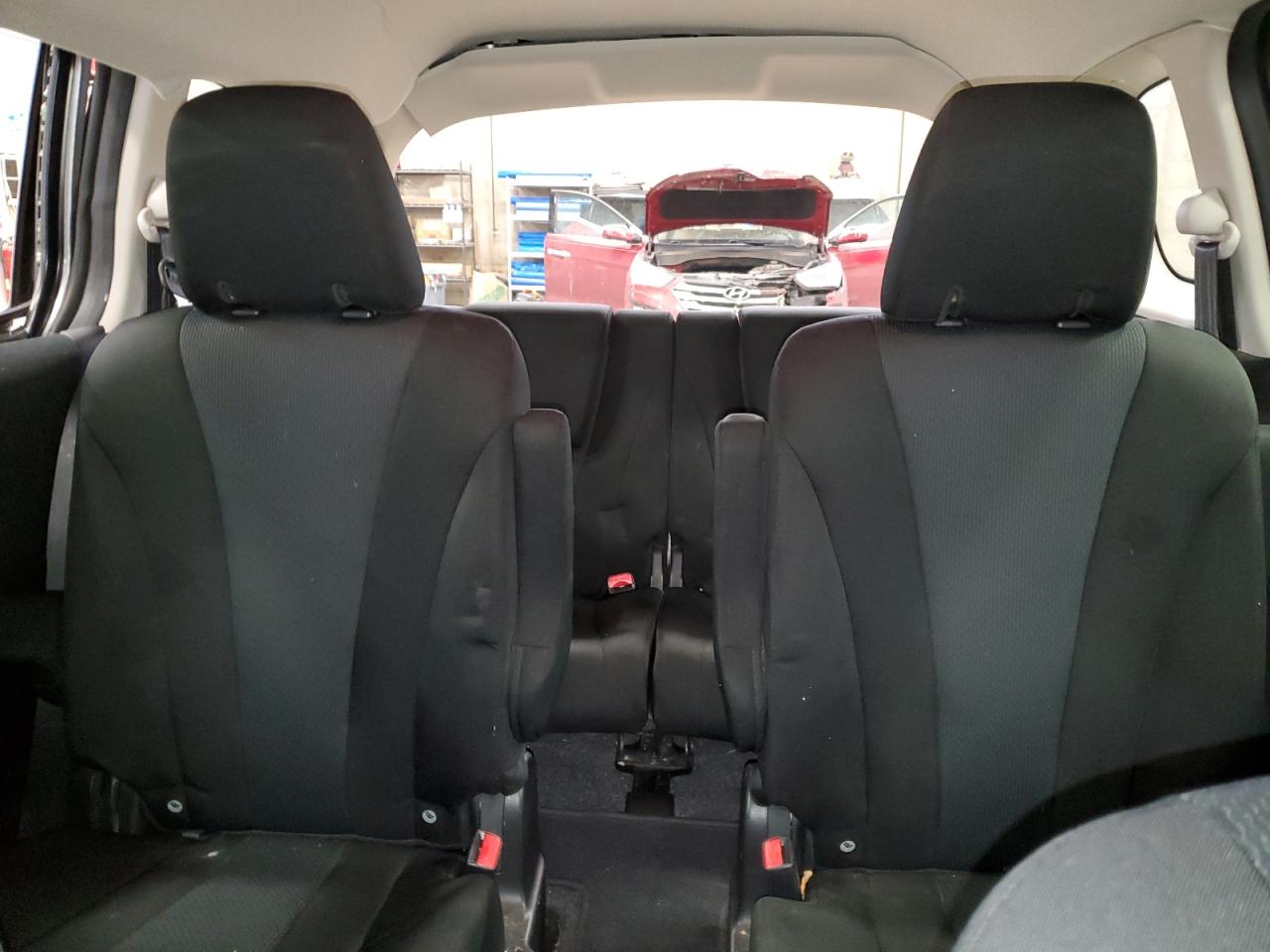 2014 Mazda 5 - Image 10