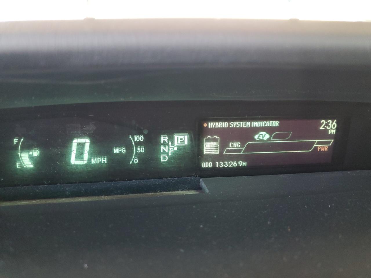 2013 Toyota Prius - Image 9