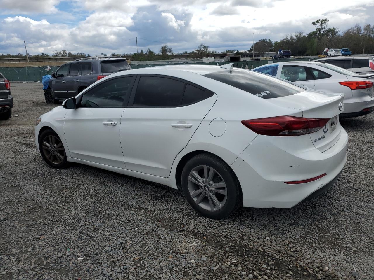 2017 Hyundai Elantra - Image 2