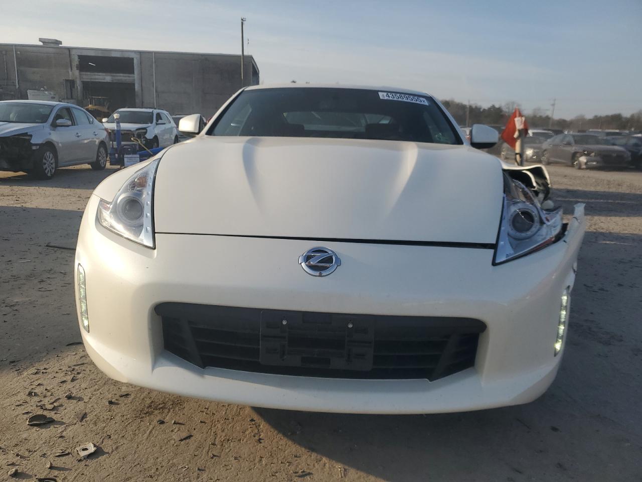 2016 Nissan 370Z - Image 5