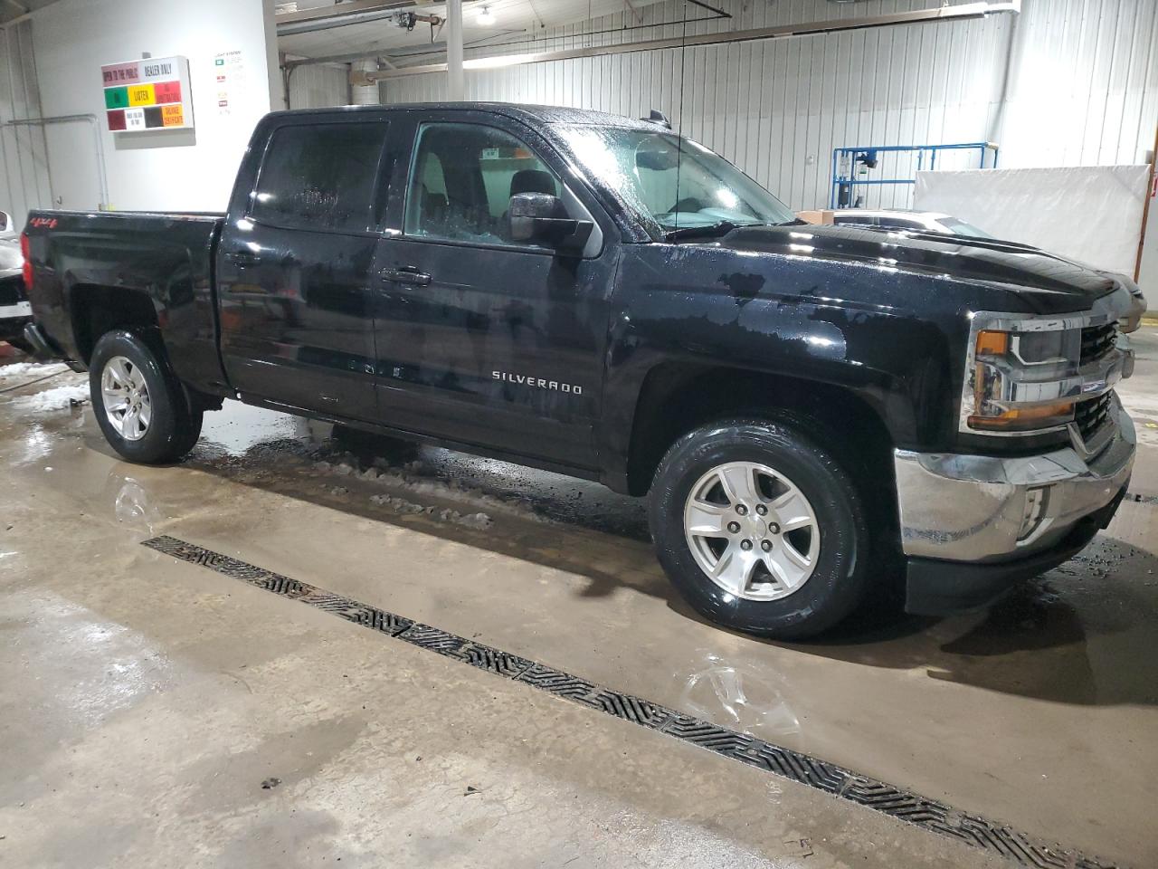 2018 Chevrolet Silverado - Image 4