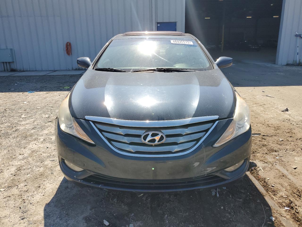 2013 Hyundai Sonata - Image 5