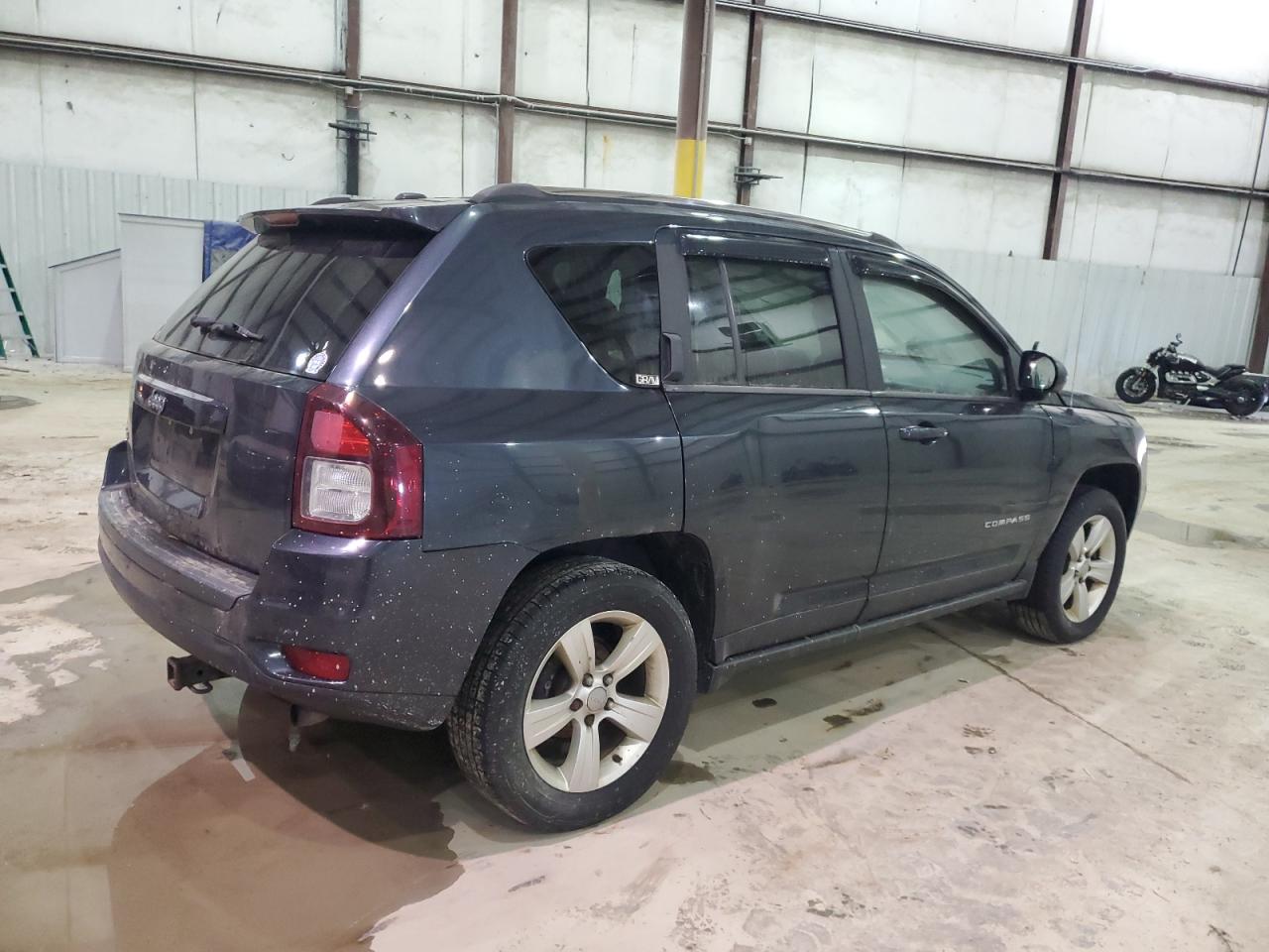 2014 Jeep Compass - Image 3