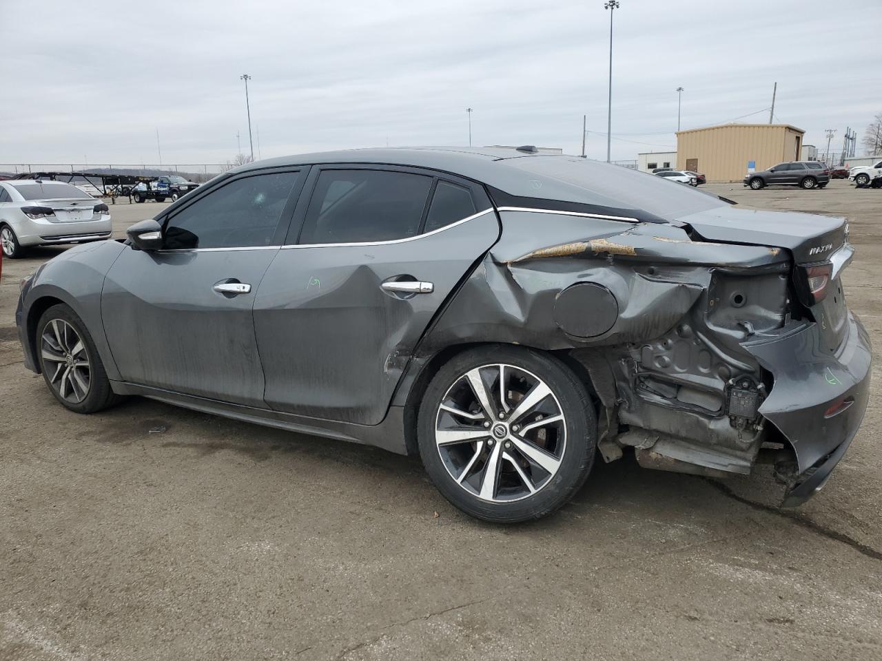 2020 Nissan Maxima - Image 2