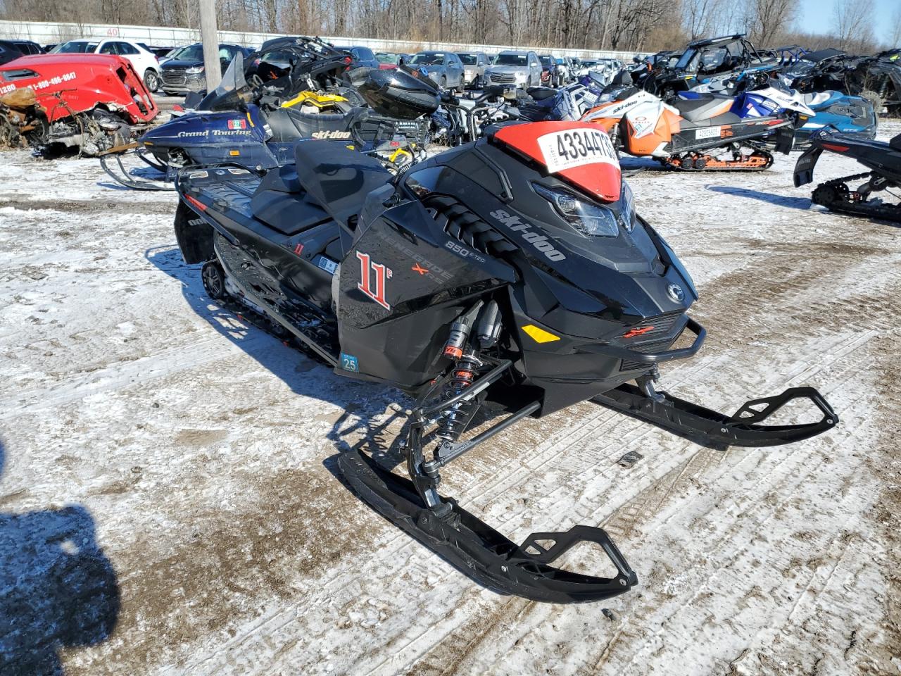 2023 Skidoo Xrs for Sale in Davison, MI - All Over
