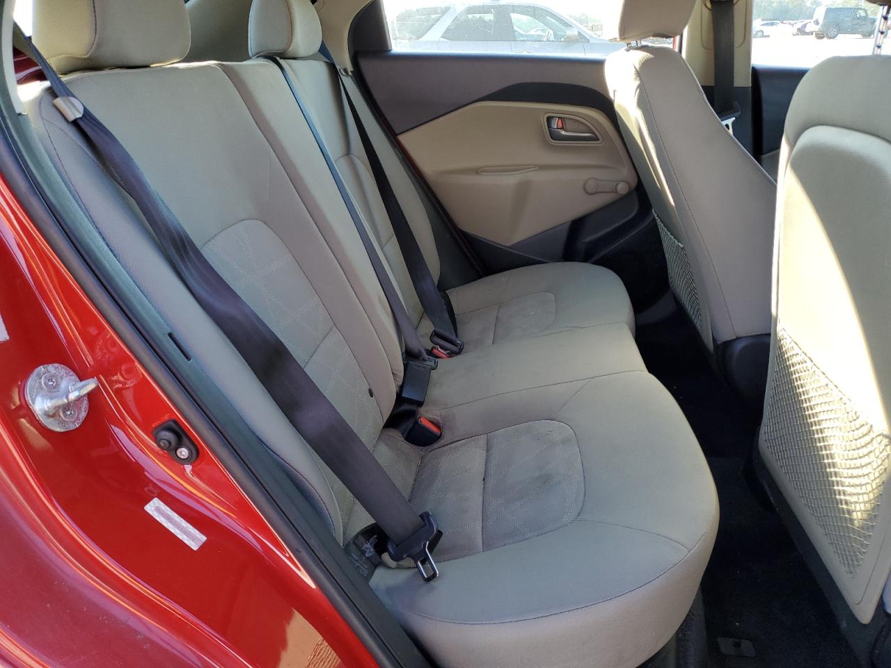 2014 Kia Rio - Image 11