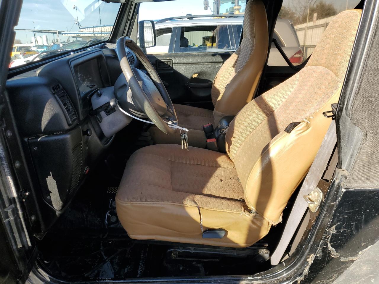 1998 Jeep Wrangler - Image 7