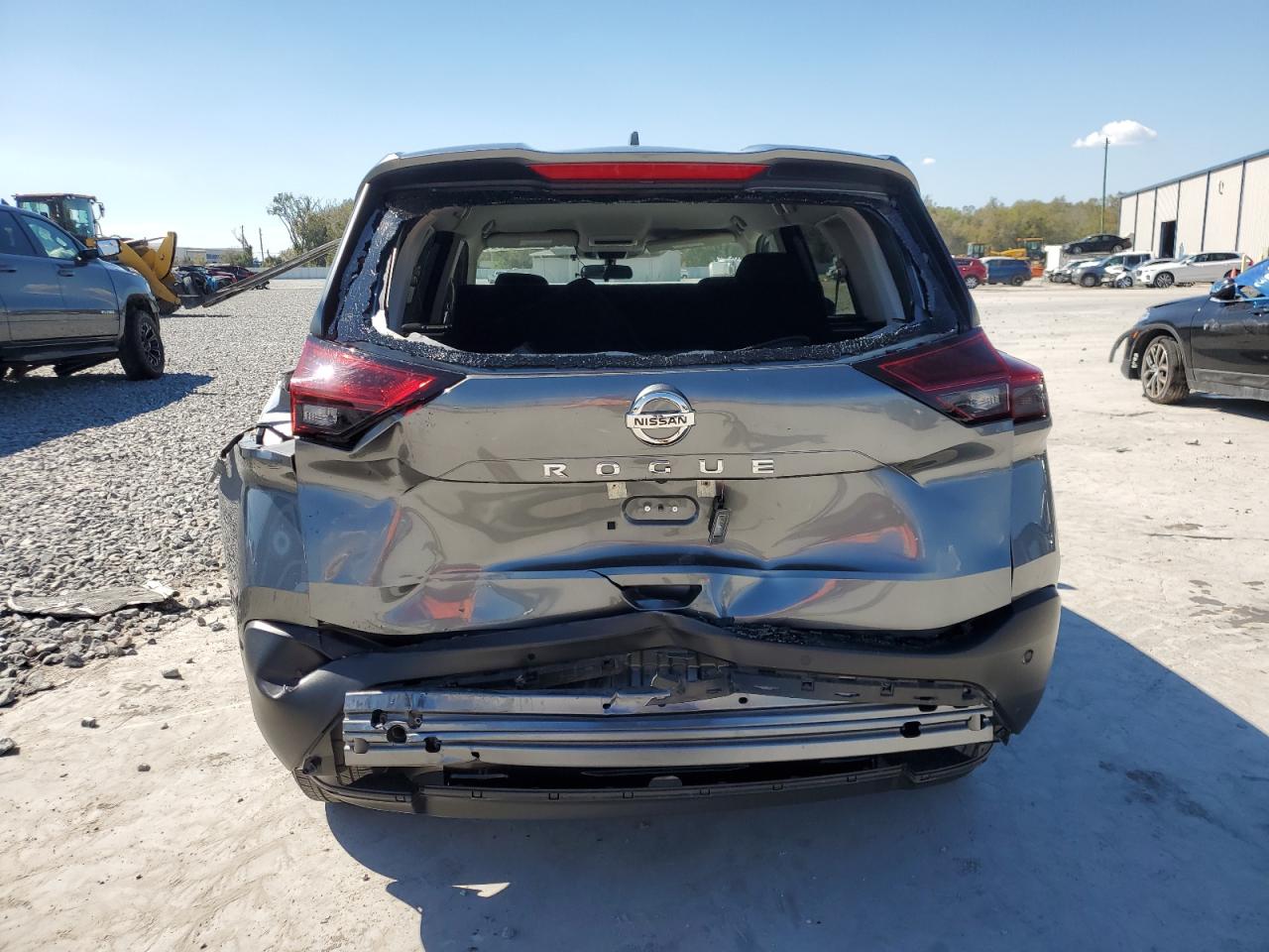 2021 Nissan Rogue - Image 6