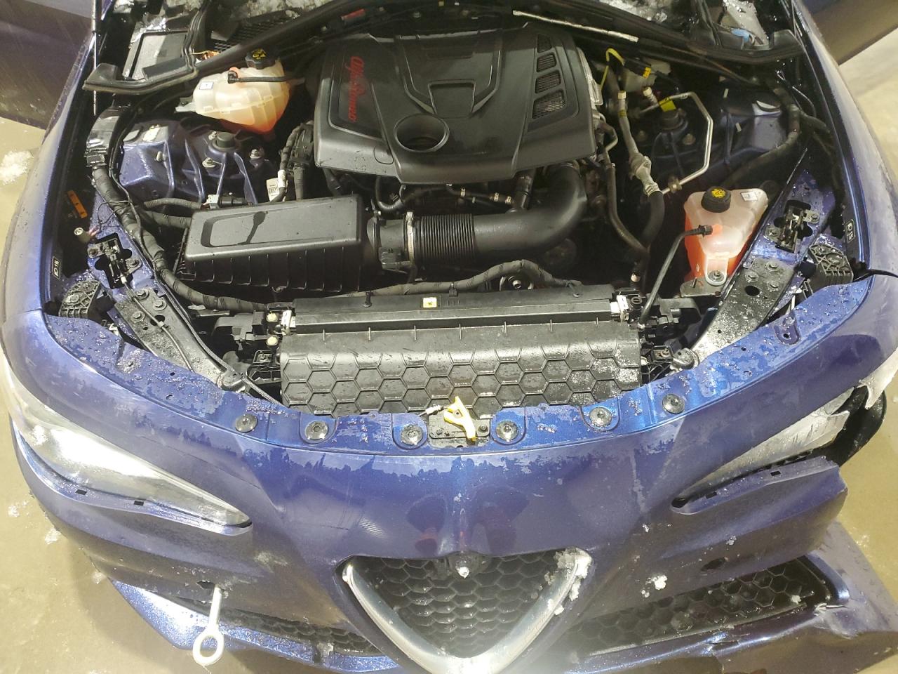 2020 Alfa Romeo Giulia - Image 11