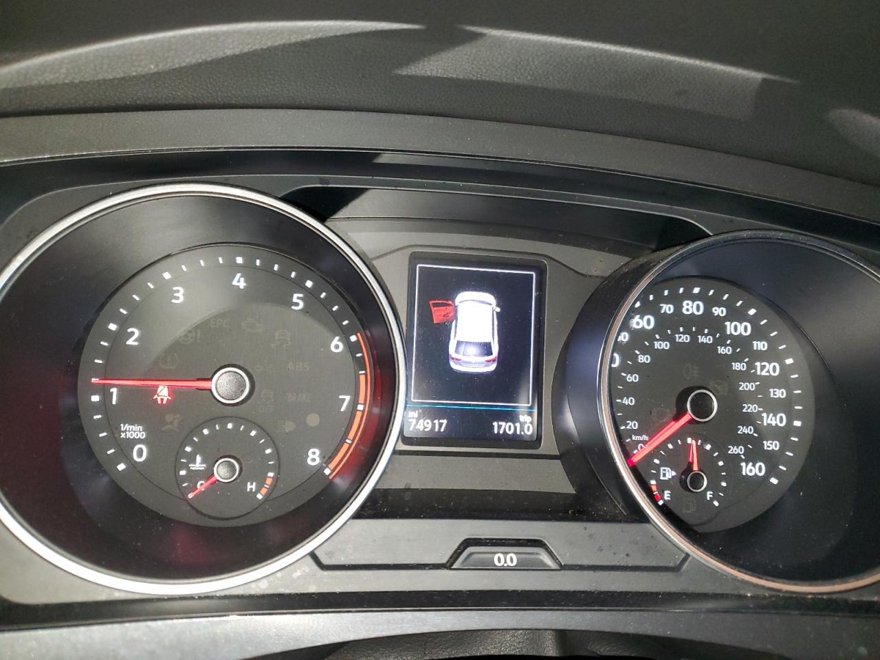 2020 Volkswagen Tiguan - Image 9