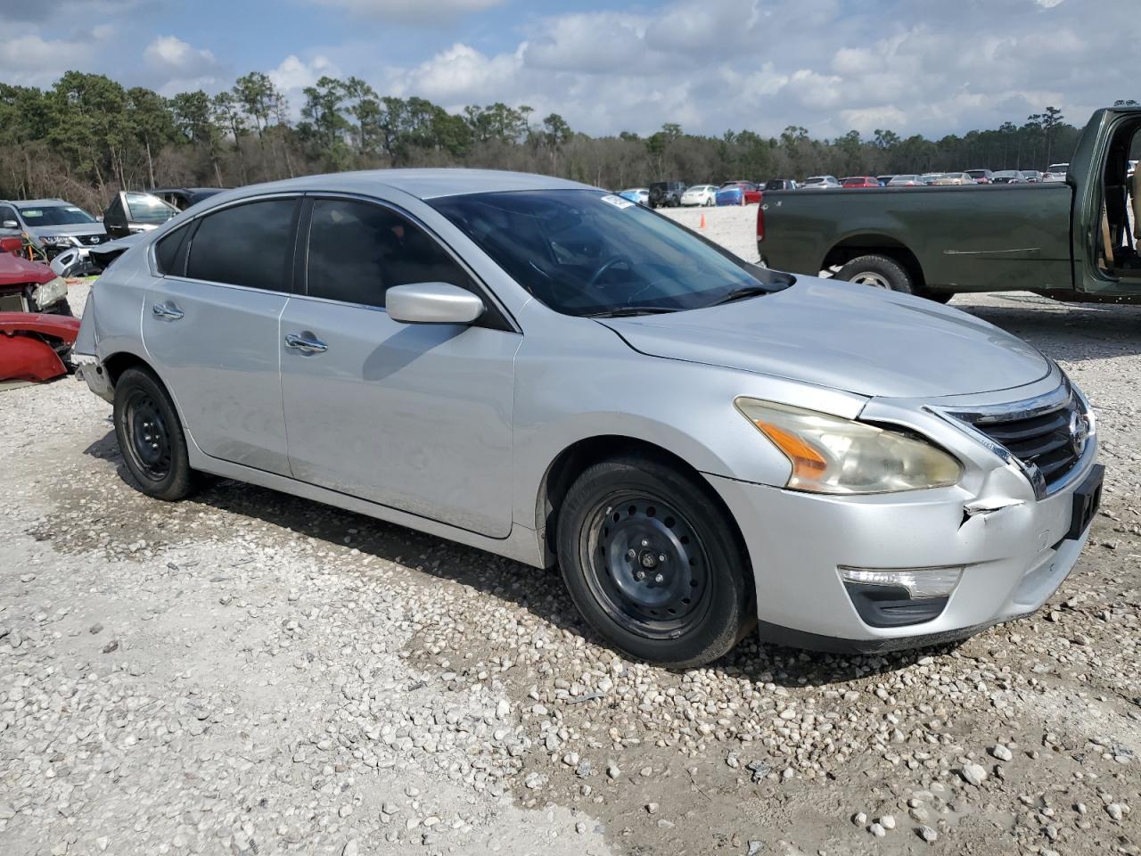 2015 Nissan Altima - Image 4