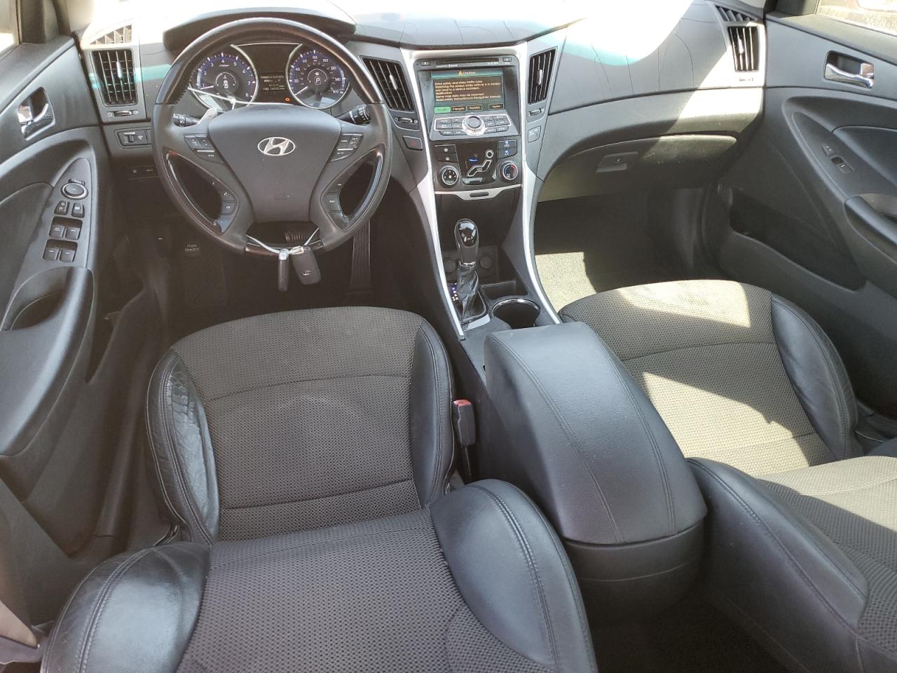 2011 Hyundai Sonata - Image 8