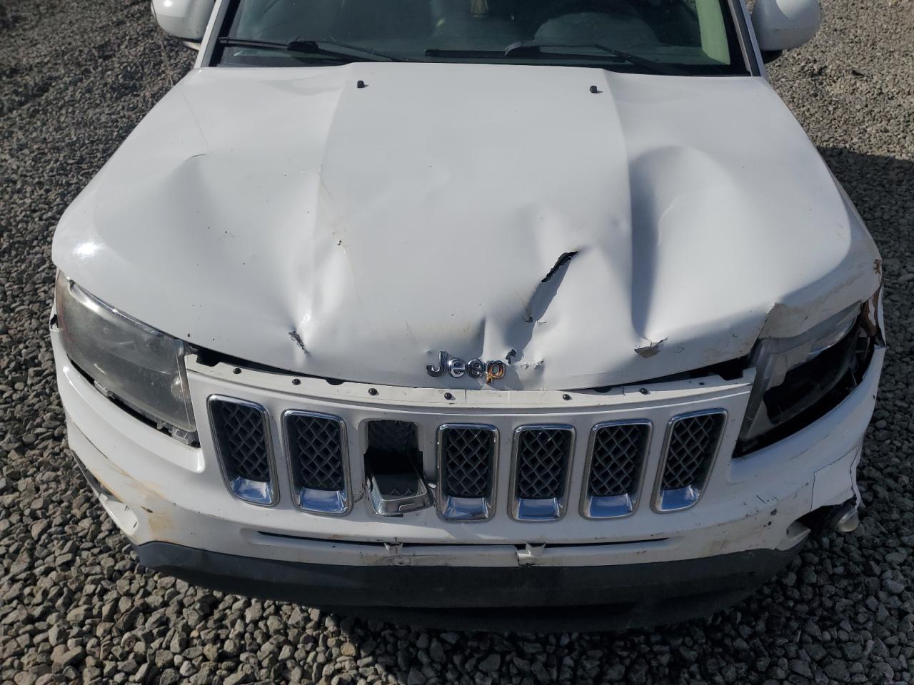 2016 Jeep Compass - Image 11