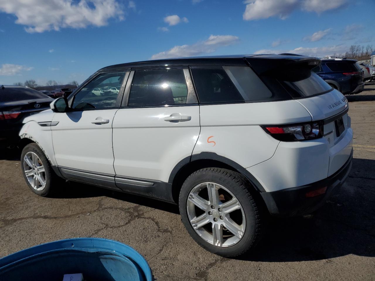 2015 Land Rover Range Rover - Image 2