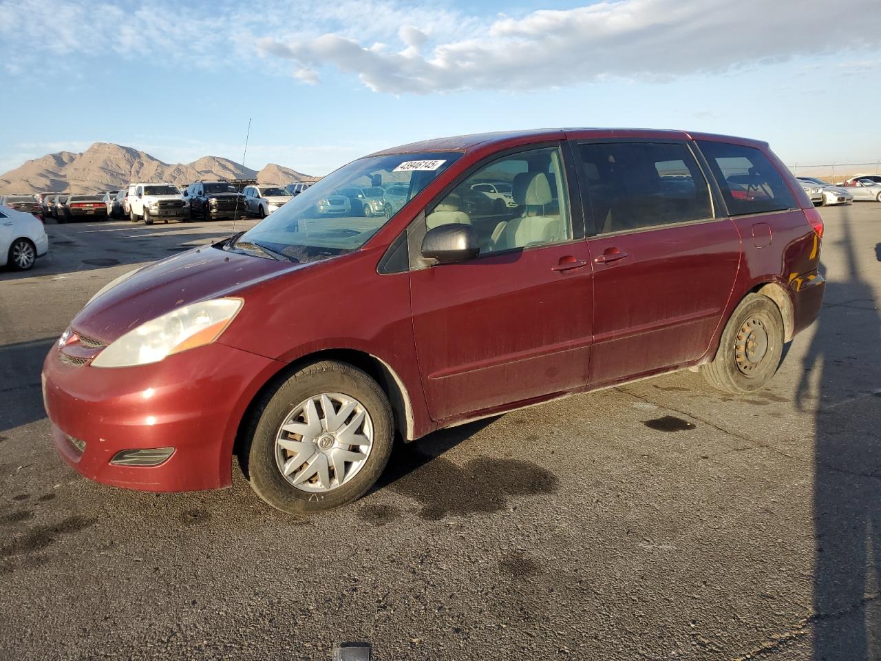 2007 Toyota Sienna - Image 1