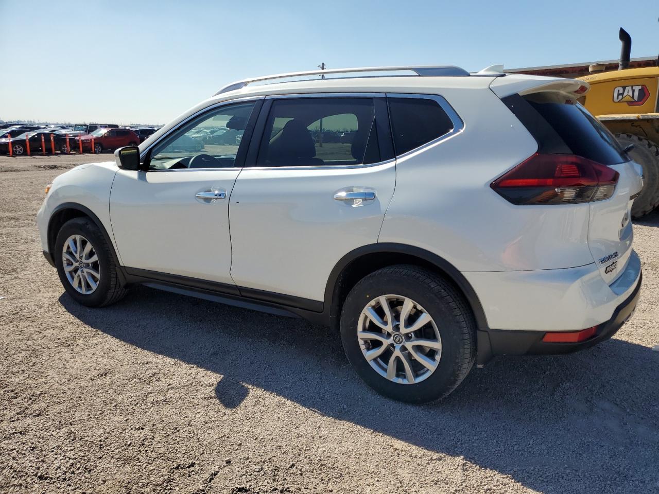 2020 Nissan Rogue - Image 2