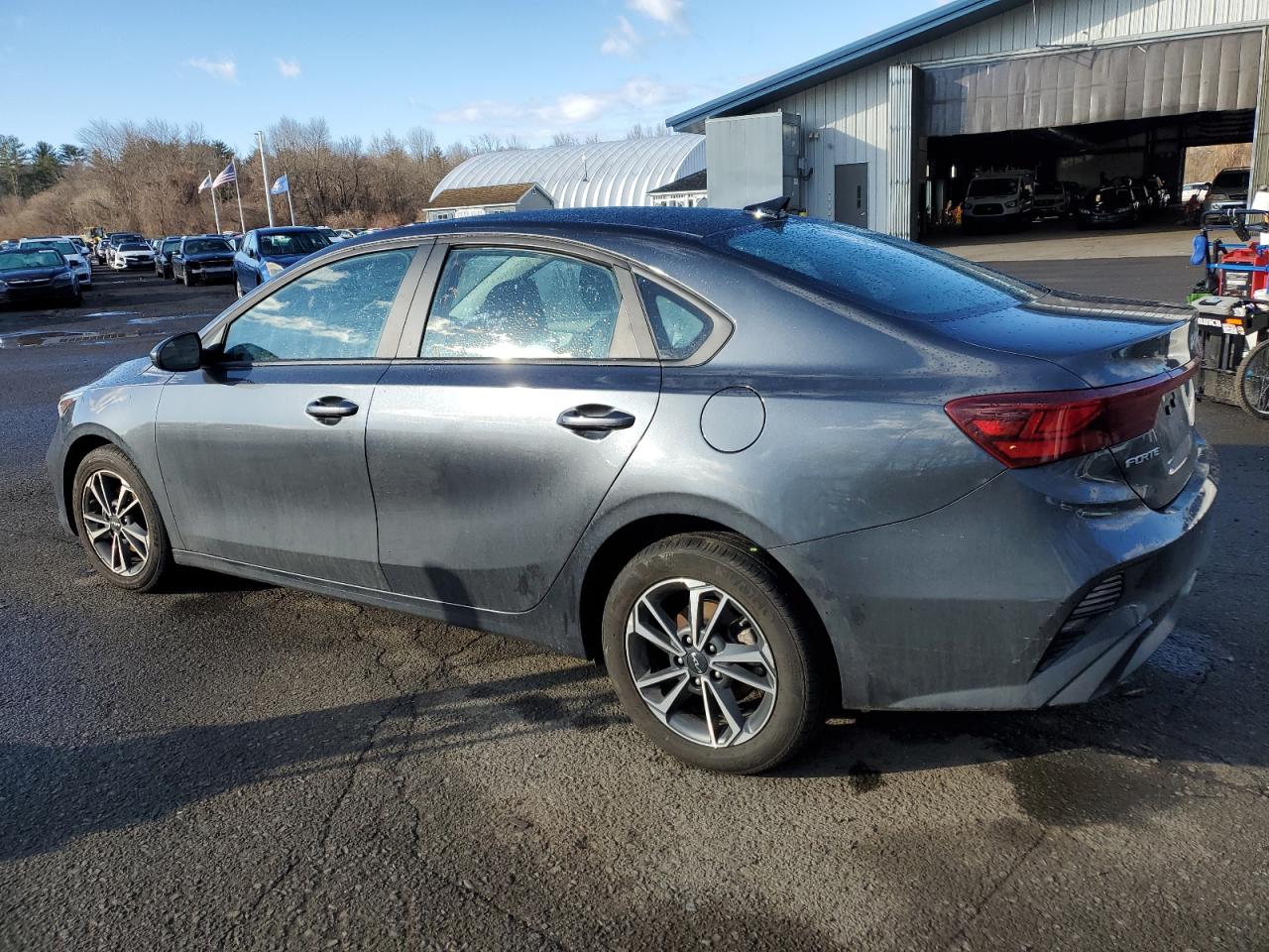 2024 Kia Forte - Image 2