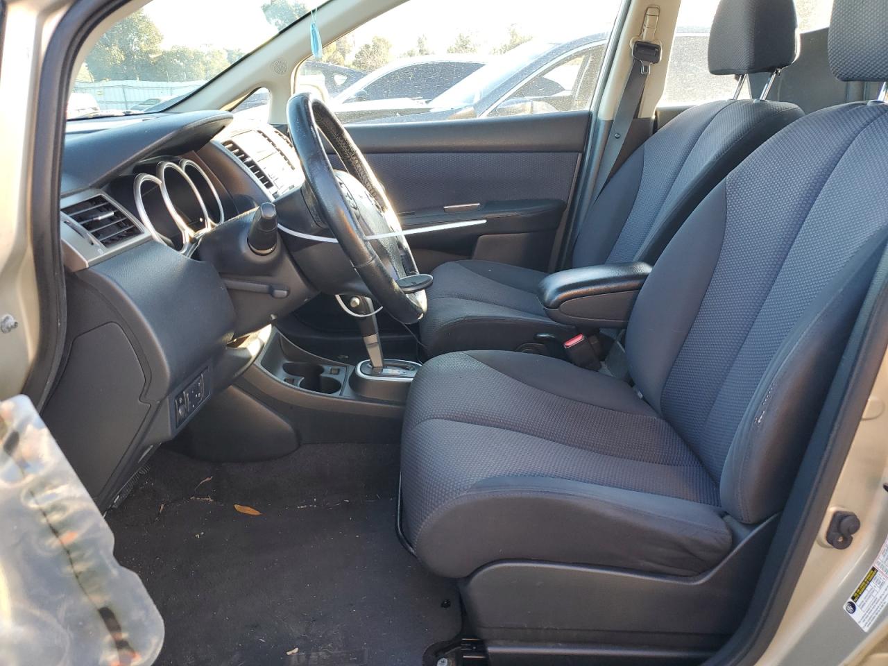 2009 Nissan Versa - Image 7