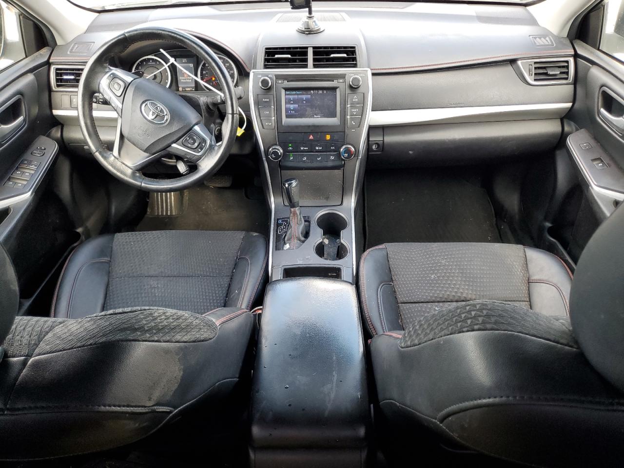 2015 Toyota Camry - Image 8