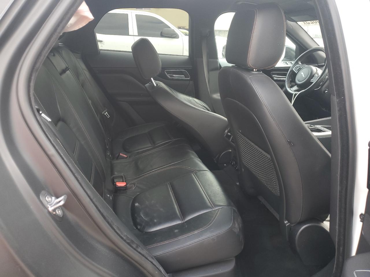 2017 Jaguar F-Pace - Image 10