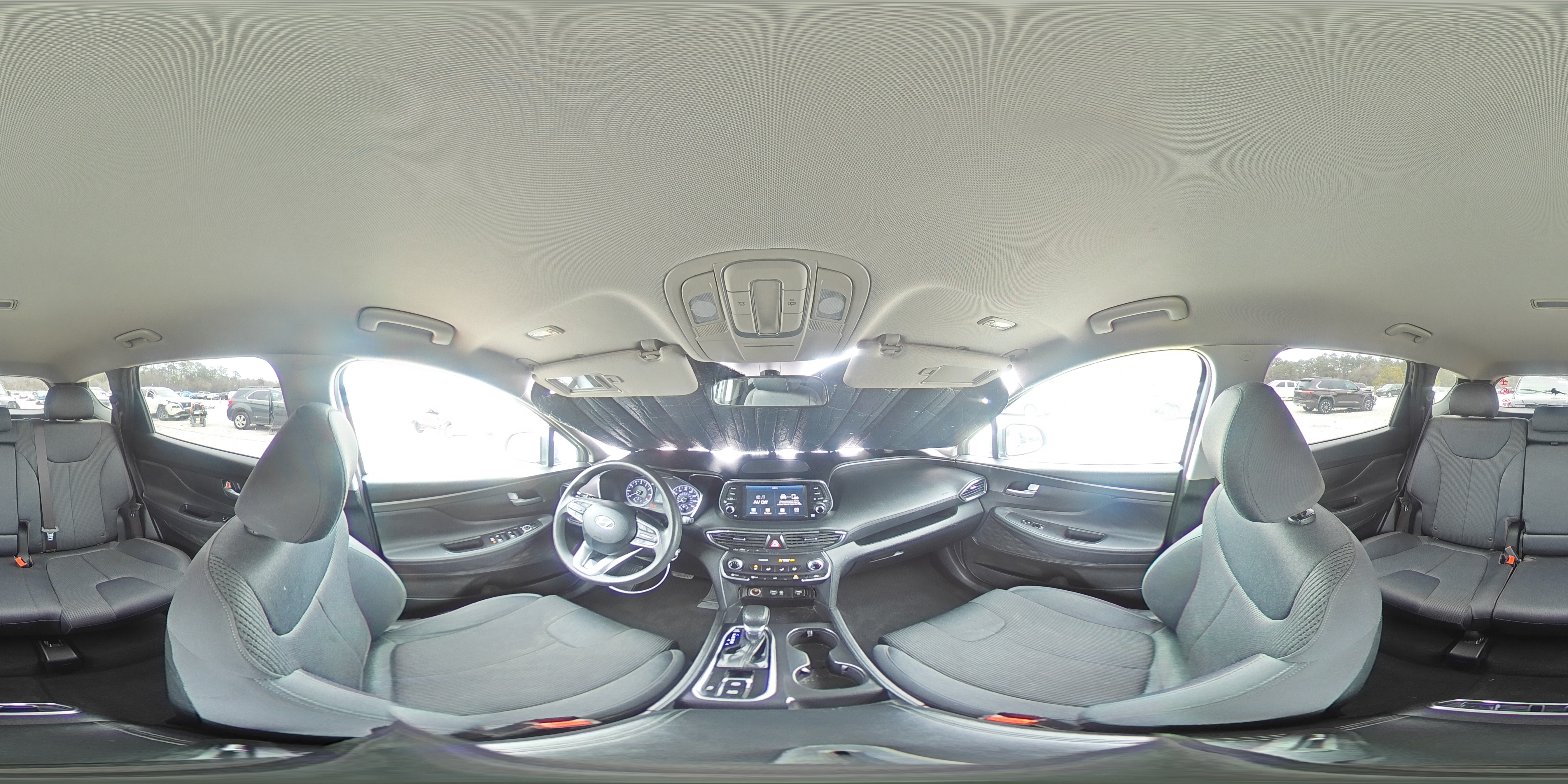2019 Hyundai Santa Fe - Image 16