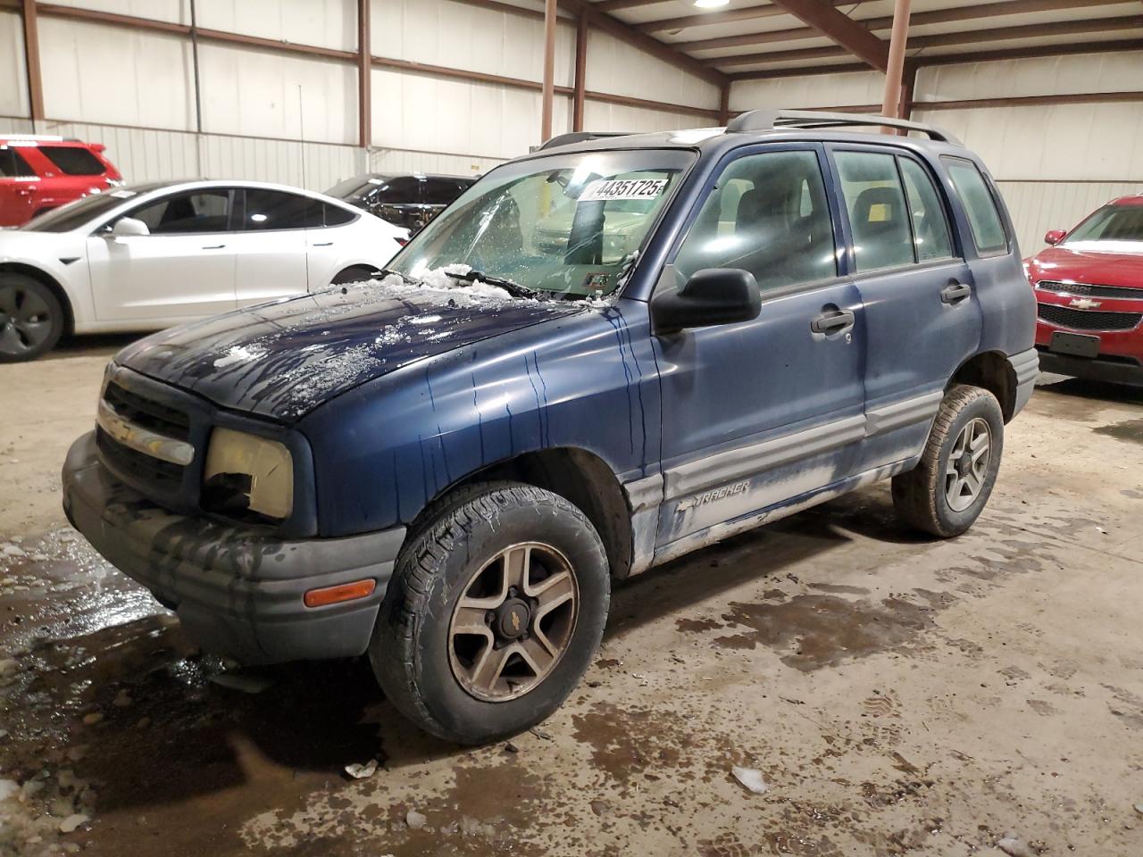 2002 Chevrolet Tracker - Image 1