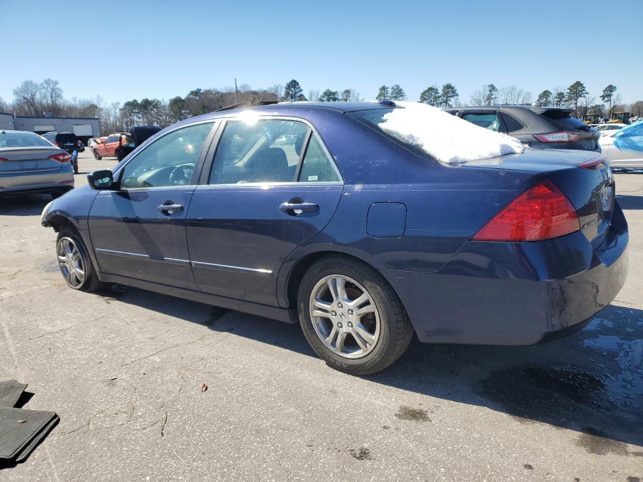 2006 Honda Accord - Image 2