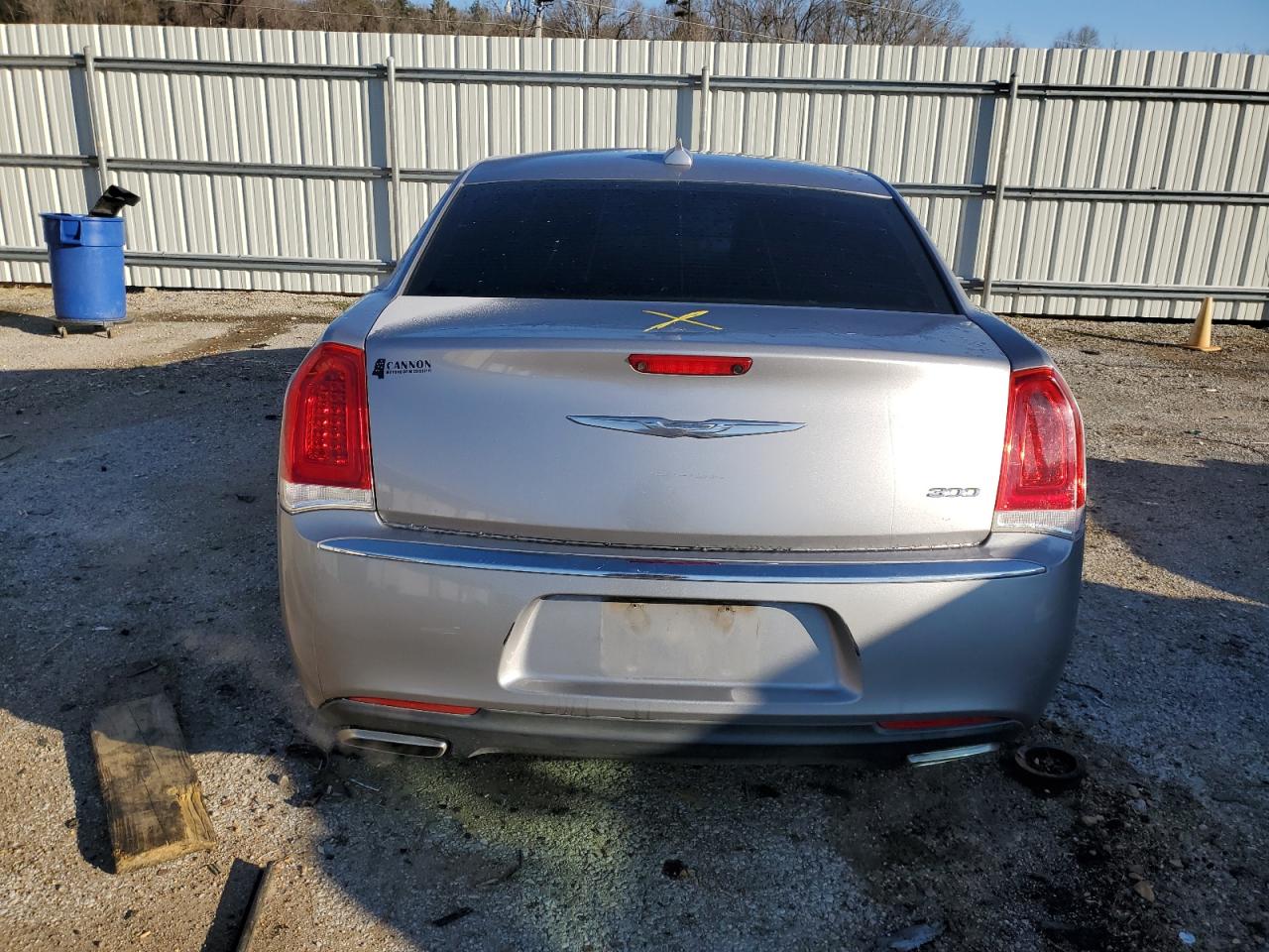 2016 Chrysler 300 - Image 6