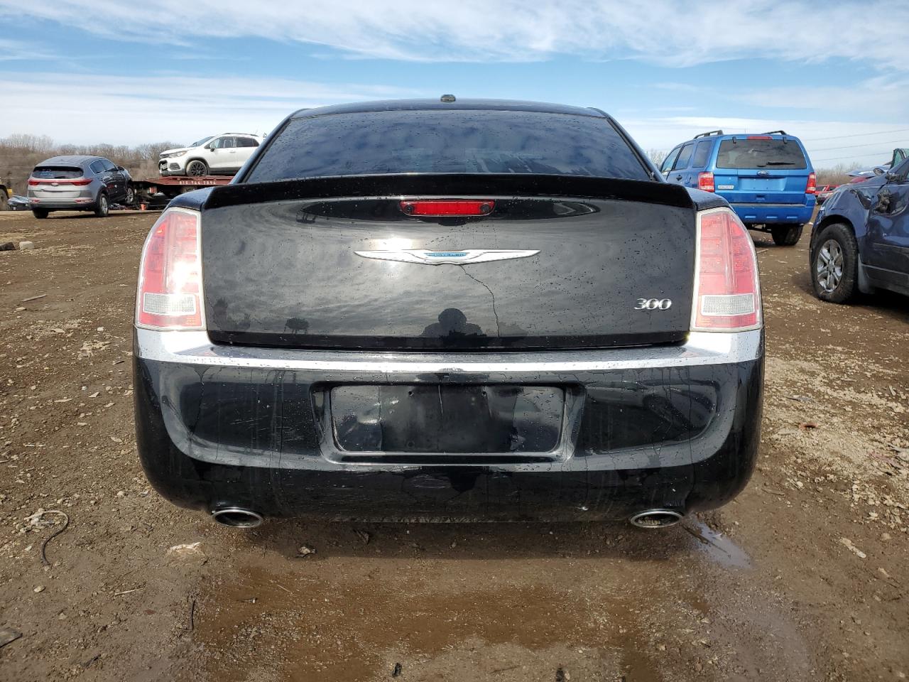 2013 Chrysler 300 - Image 6