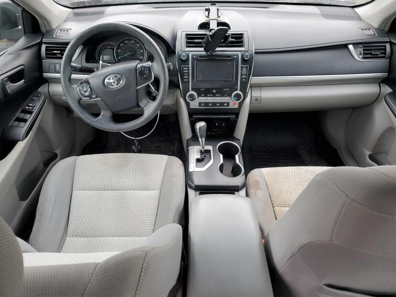 2014 Toyota Camry - Image 8