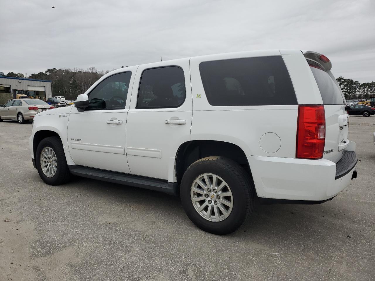 2013 Chevrolet Tahoe - Image 2