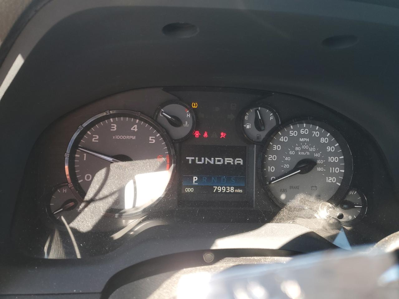 2014 Toyota Tundra - Image 9