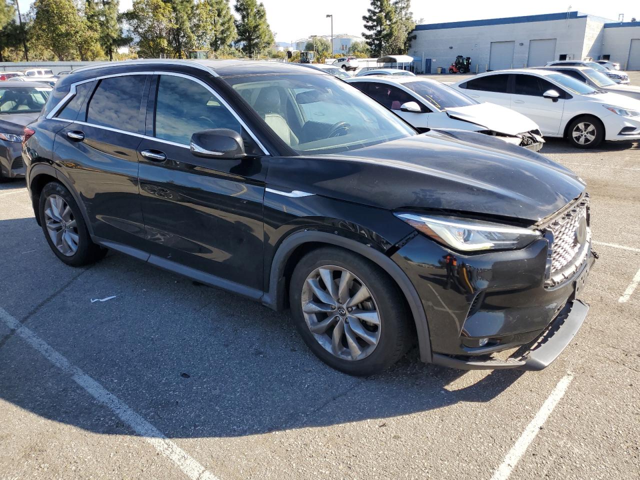 2019 Infiniti QX50 - Image 4