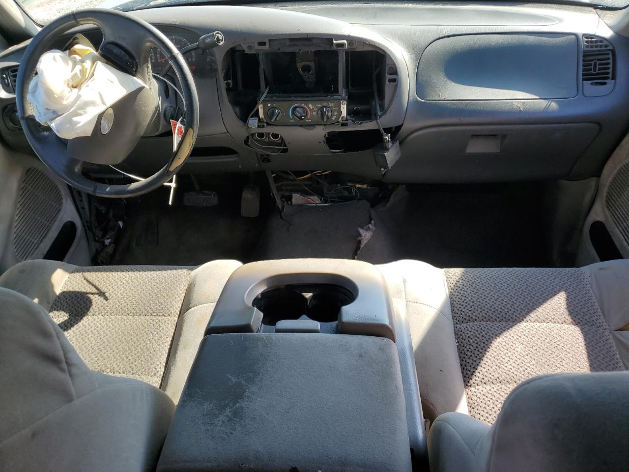 2003 Ford F-150 - Image 8