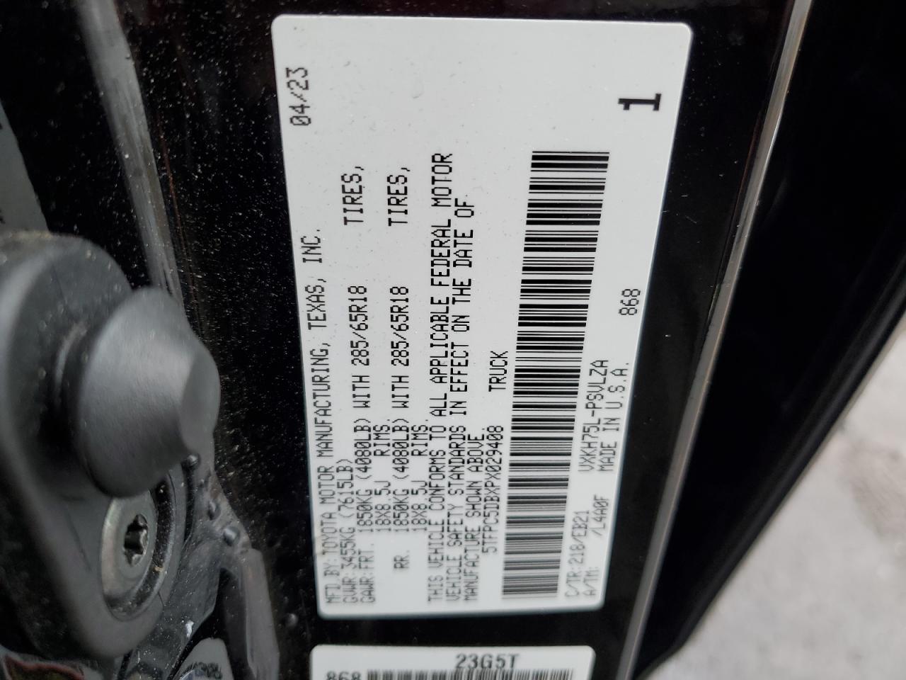 2023 Toyota Tundra - Image 12