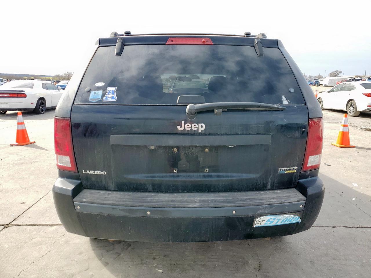 2008 Jeep Grand Cherokee - Image 6