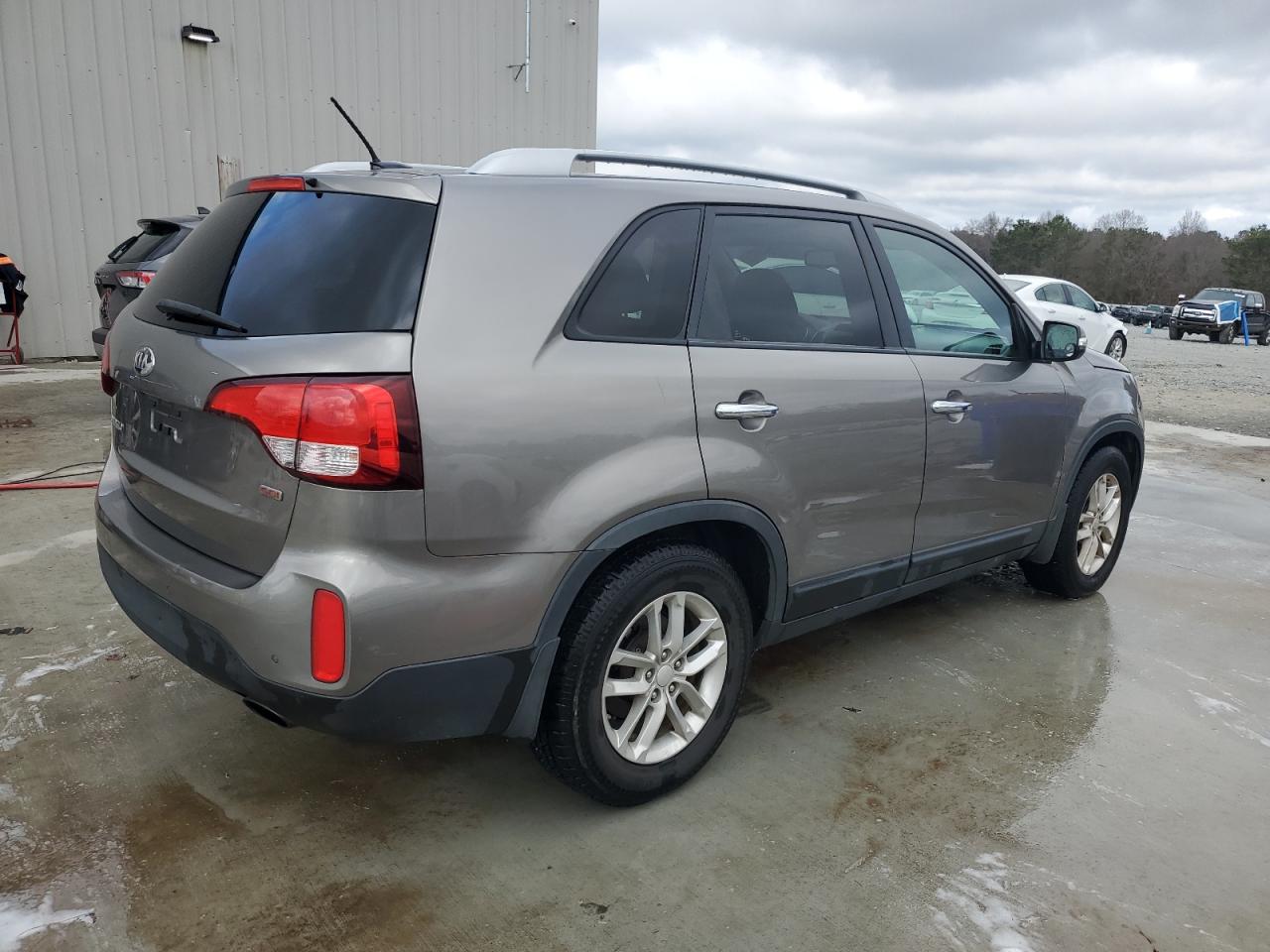 2014 Kia Sorento - Image 3