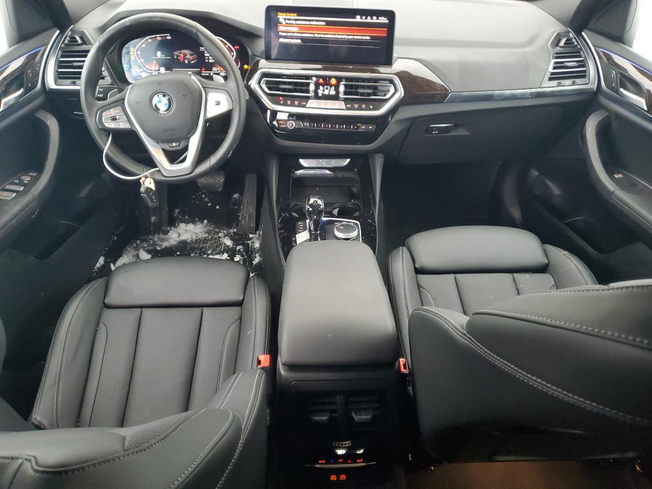 2024 BMW X4 - Image 8