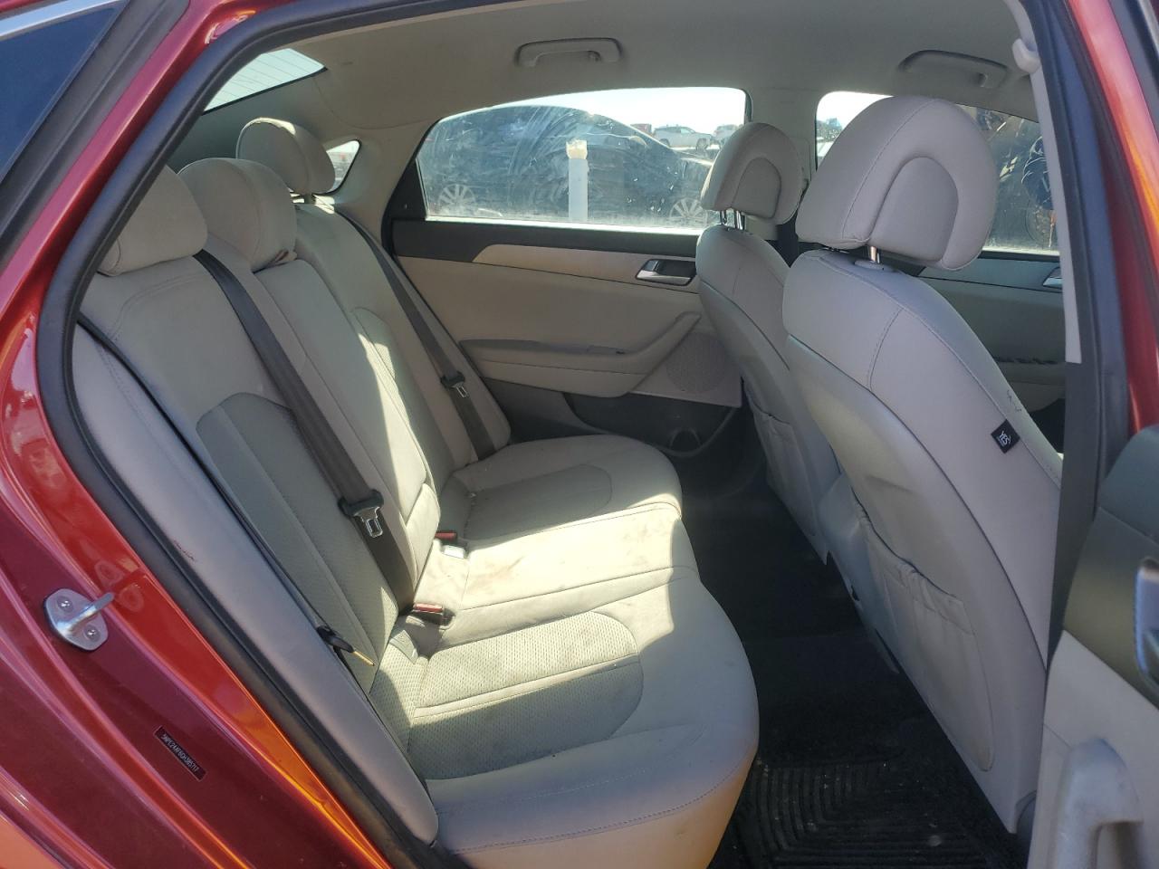 2016 Hyundai Sonata - Image 10