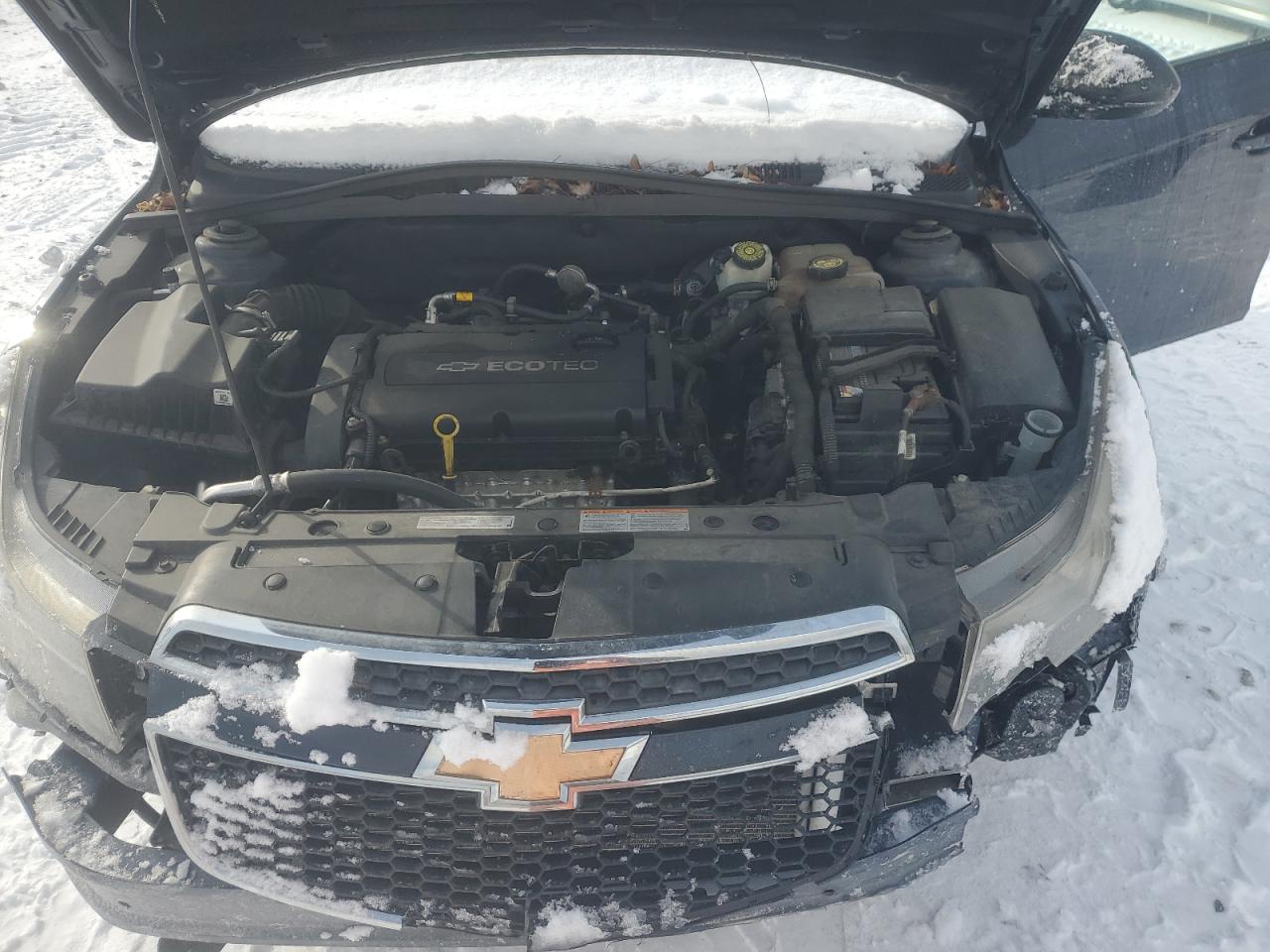 2014 Chevrolet Cruze - Image 13