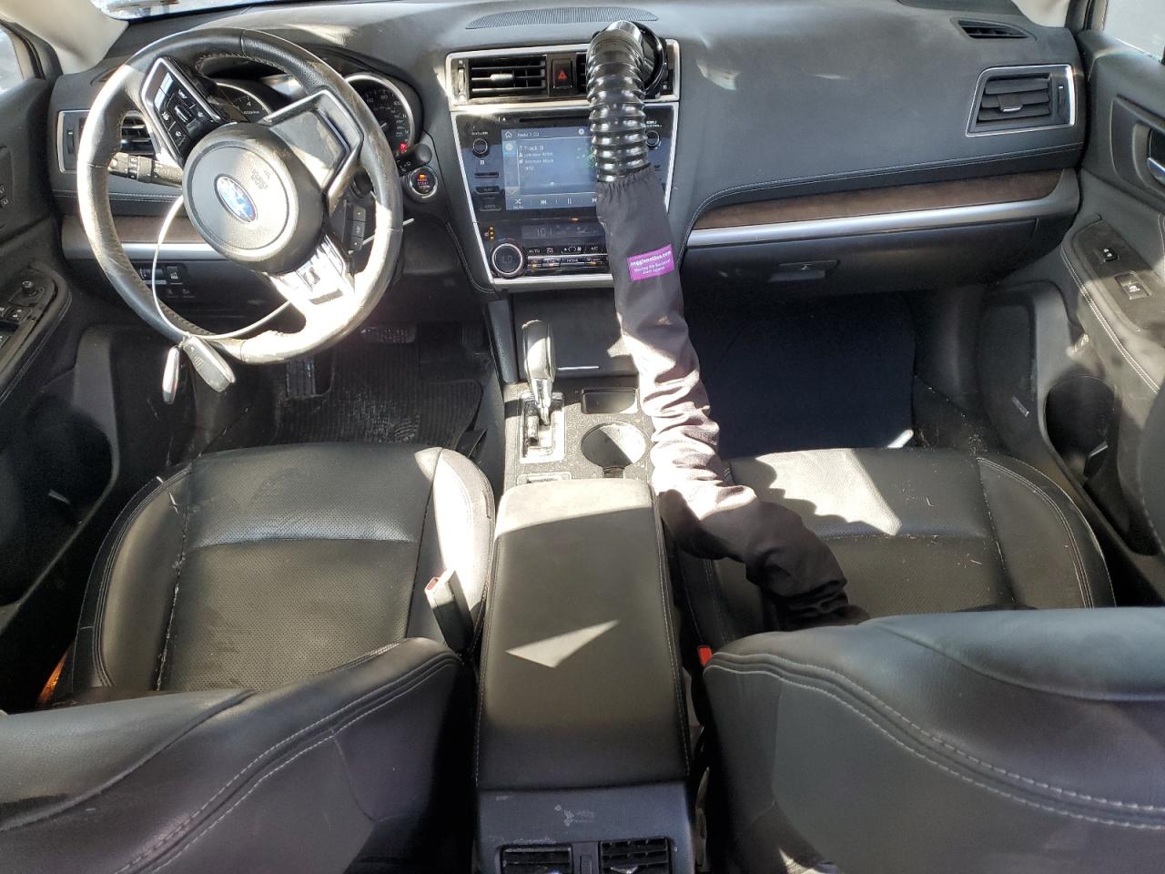 2018 Subaru Outback - Image 8