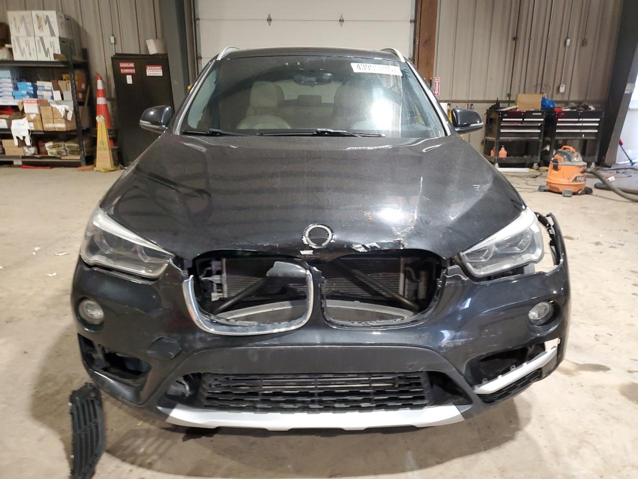 2016 BMW X1 - Image 5