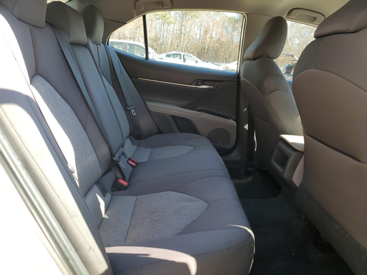 2019 Toyota Camry - Image 10