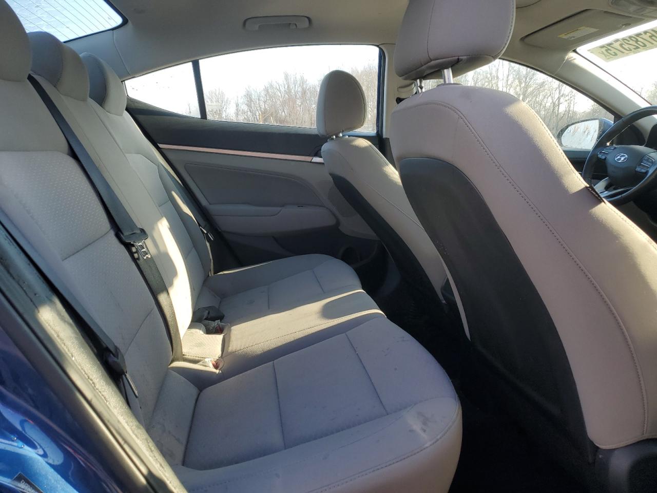 2020 Hyundai Elantra - Image 10