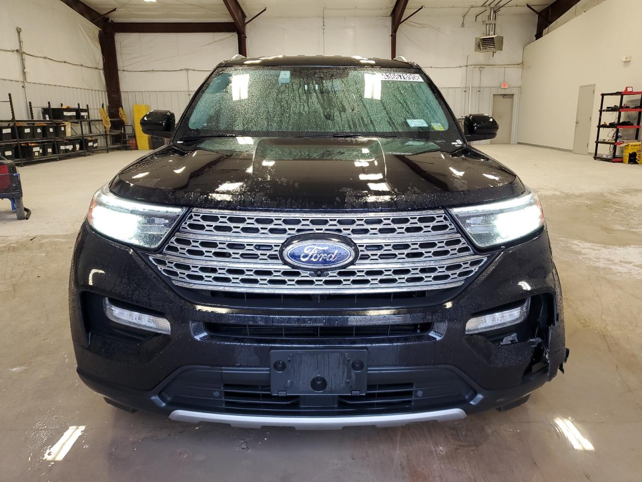 2022 Ford Explorer - Image 5