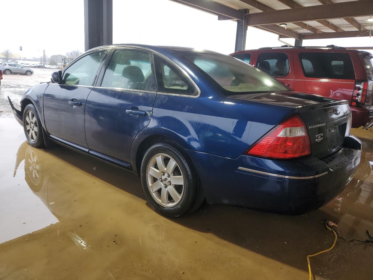 2006 Ford Five Hundred - Image 2