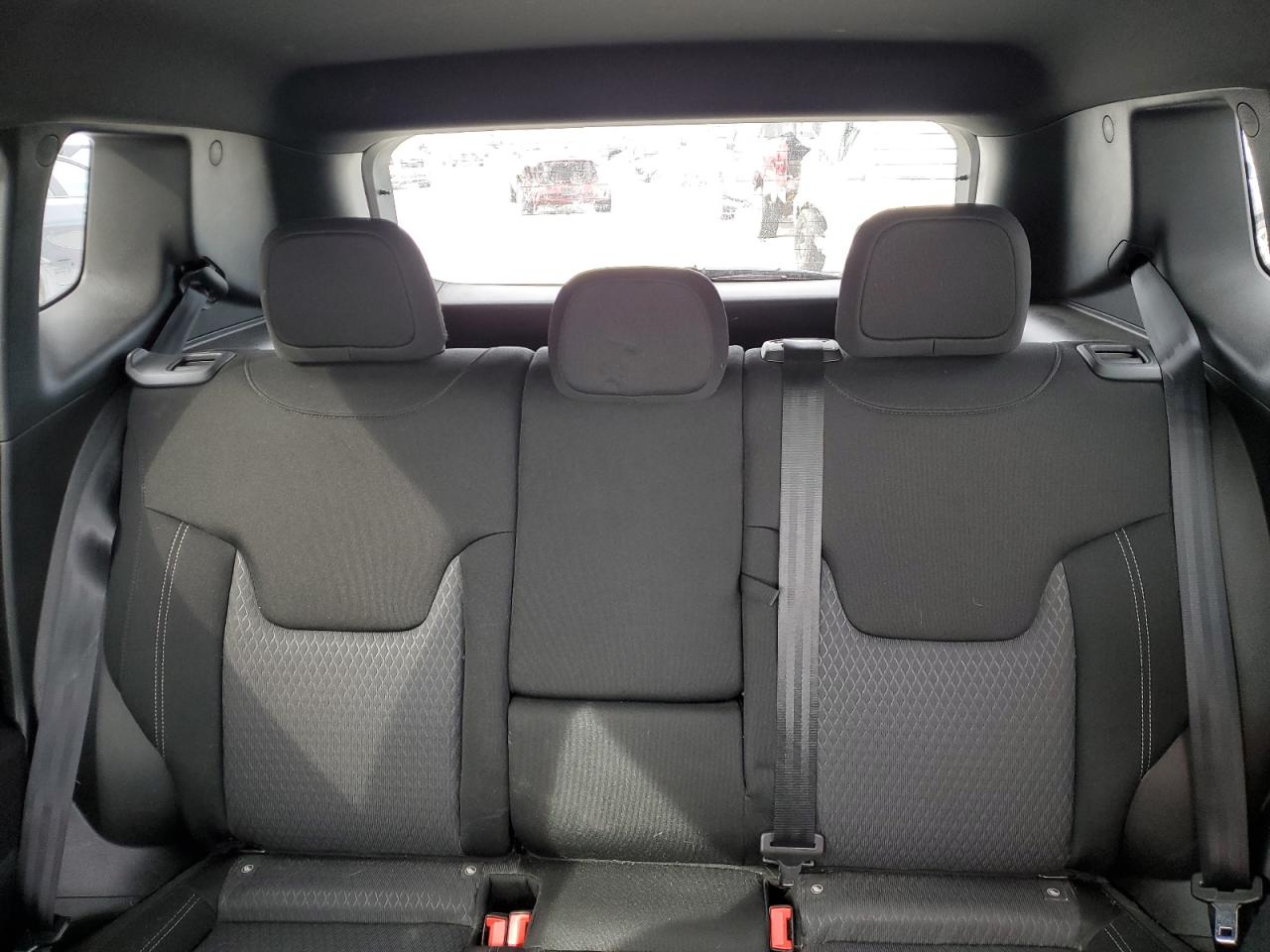2021 Jeep Renegade - Image 10